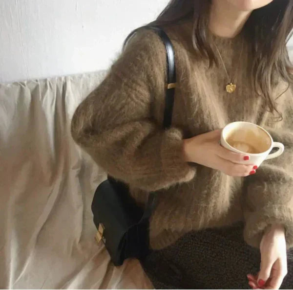 Street-wave Mohair Knit Sweater Oversized Fit For Women With Cozy Ribbed Round-Neck