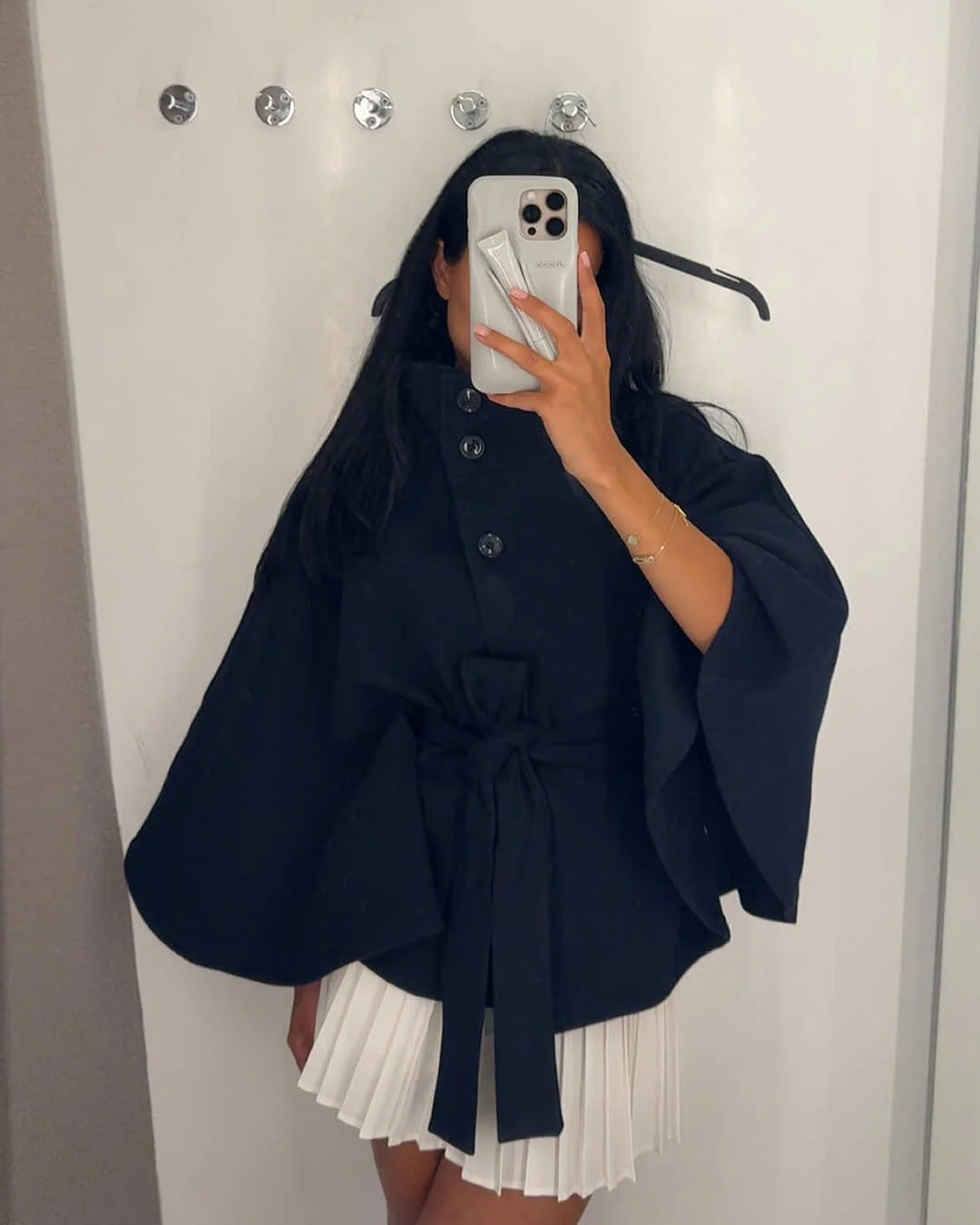 Street-wave Cape Jacket With Belt Tie Tailored Fit High Collar Button Closure Elegant Womens Coat