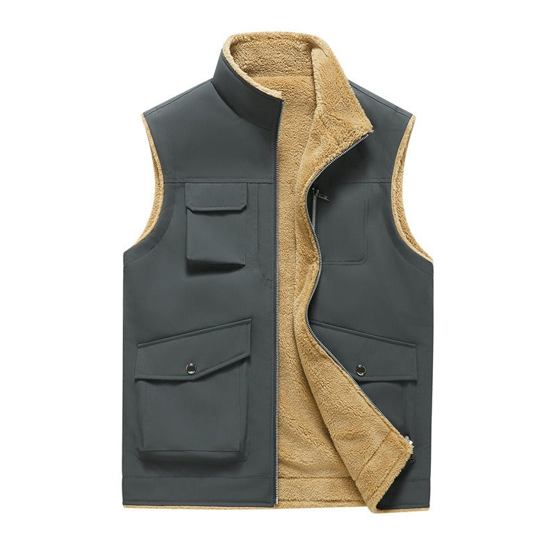 Street-Wave Fleece-Lined Mens Outdoor Vest With Multiple Pockets For Outdoor Enthusiasts