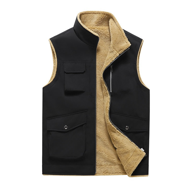 Street-Wave Fleece-Lined Mens Outdoor Vest With Multiple Pockets For Outdoor Enthusiasts