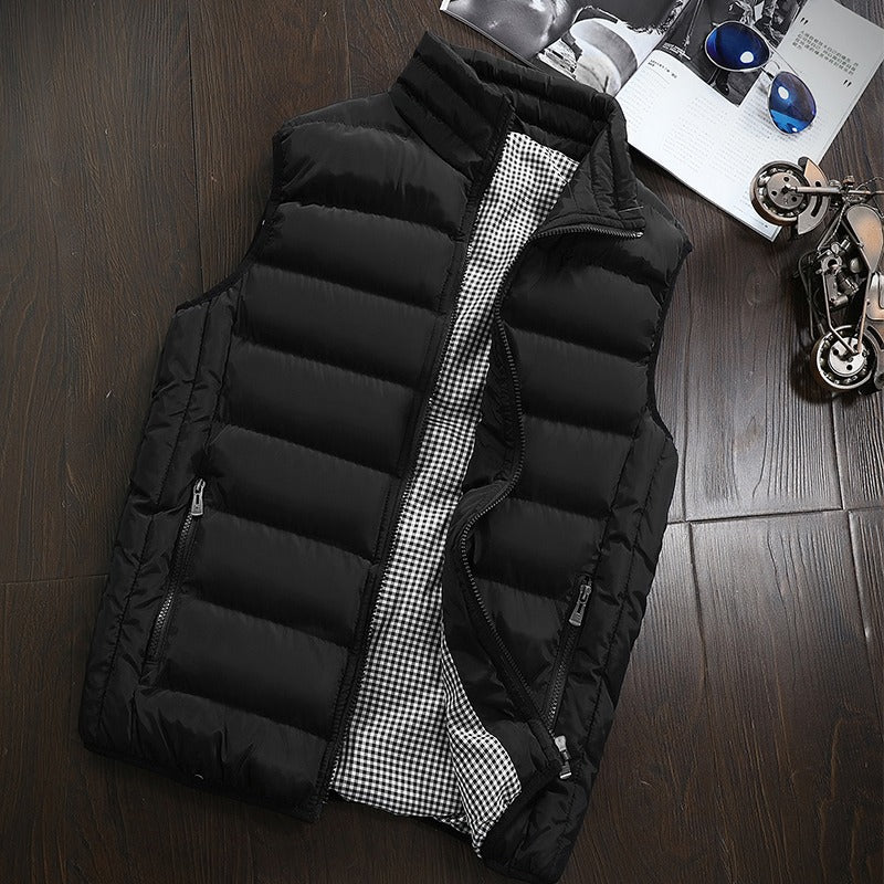 Street-Wave Mens Sleeveless Puffer Vest Urban Style Warmth Without Bulk with Zipper Pockets