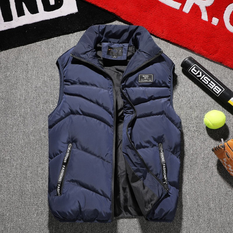 Street-Wave Mens Sleeveless Puffer Vest Urban Style Warmth Without Bulk with Zipper Pockets