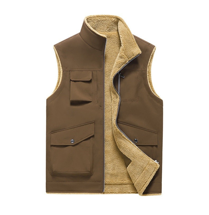 Street-Wave Fleece-Lined Mens Outdoor Vest With Multiple Pockets For Outdoor Enthusiasts