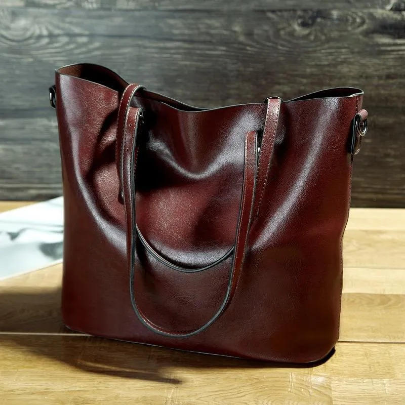 Street-Wave Womens Vintage Leather Tote Bag - Timeless Style In Rich Full Grain Leather For Everyday Use