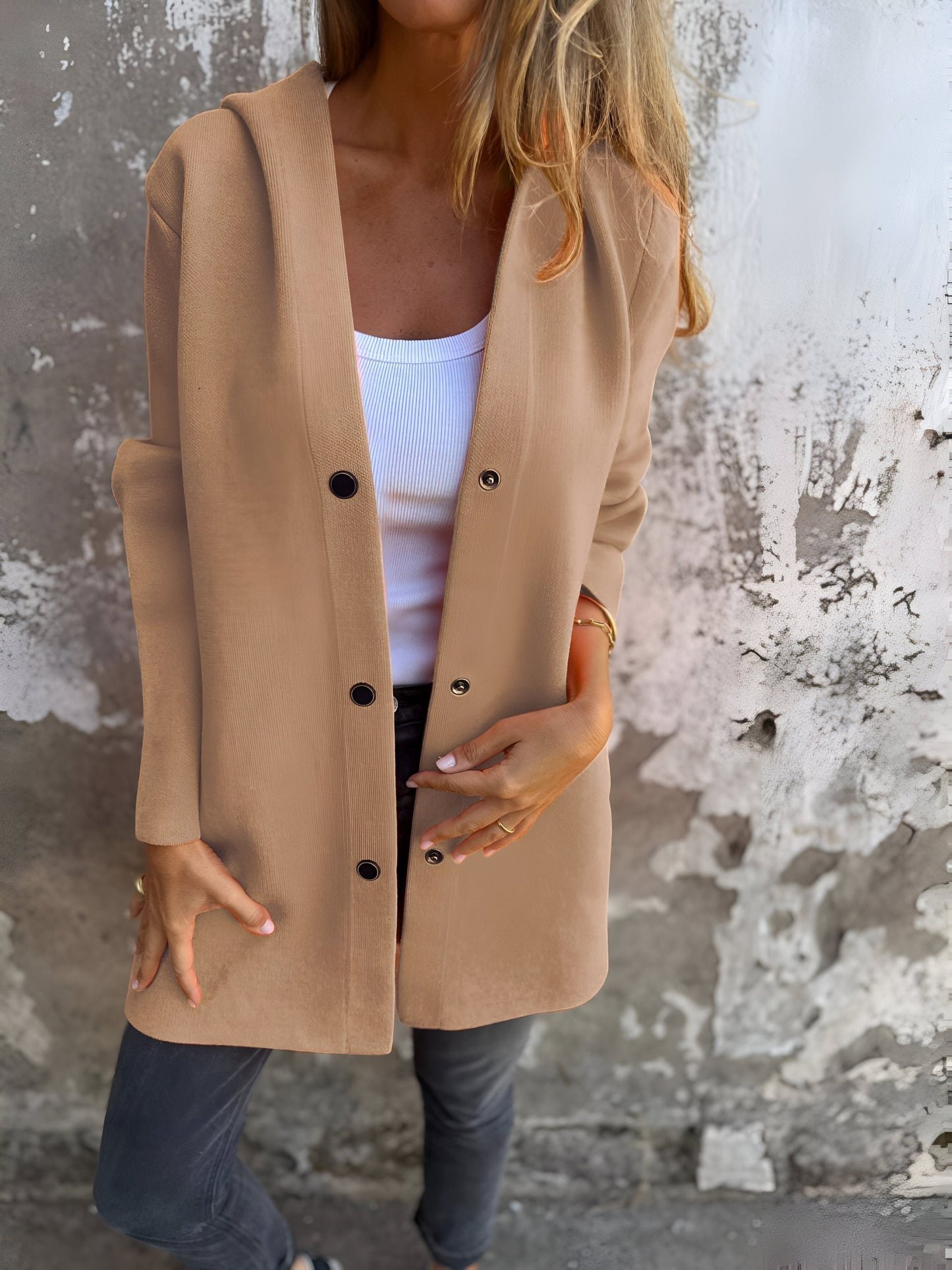 Street-Wave Valma Hooded Jacket for Women Cozy Warmth Casual Chic Outerwear for All Seasons