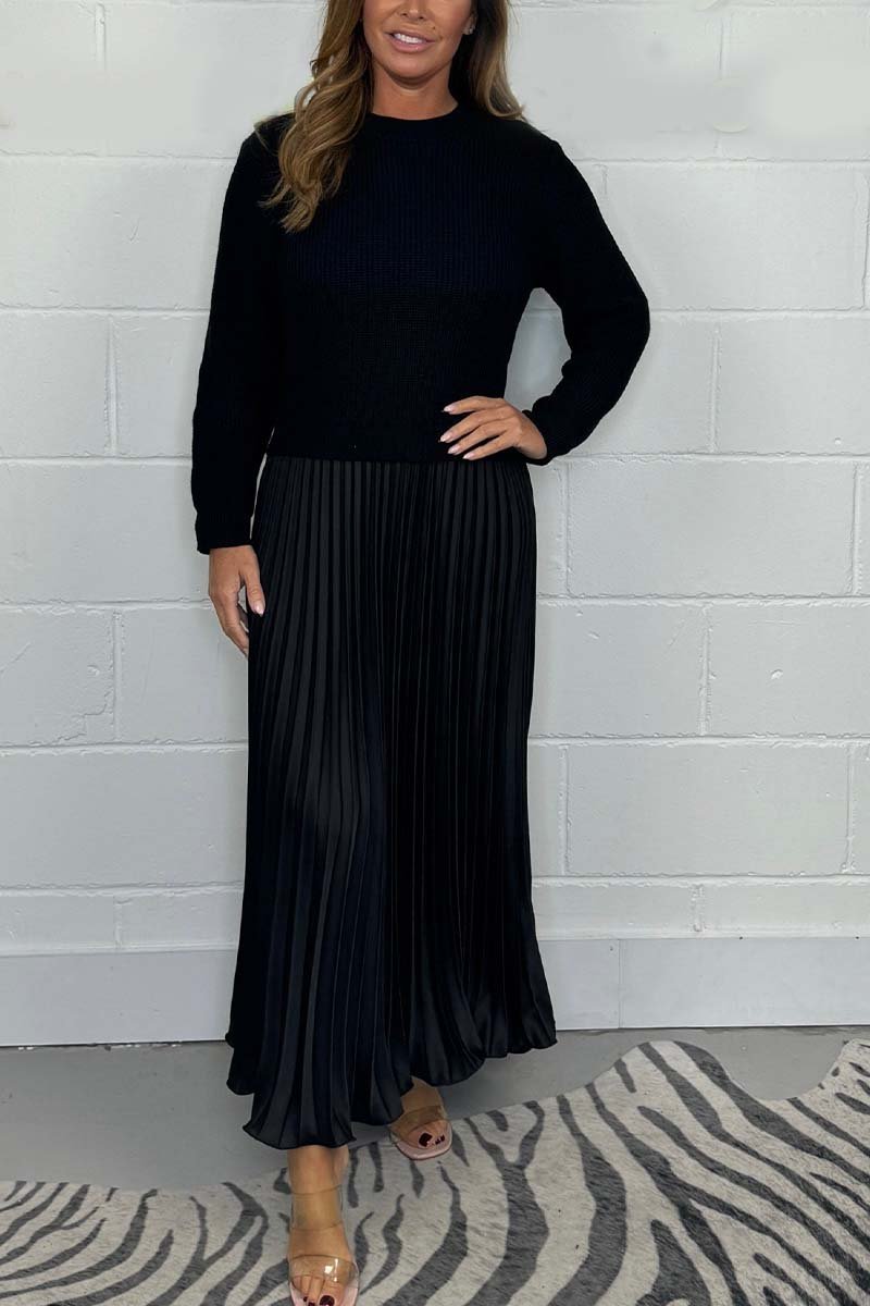 Women's Maxi Skirt - Pleated Design - High Waist - Elegant Folds