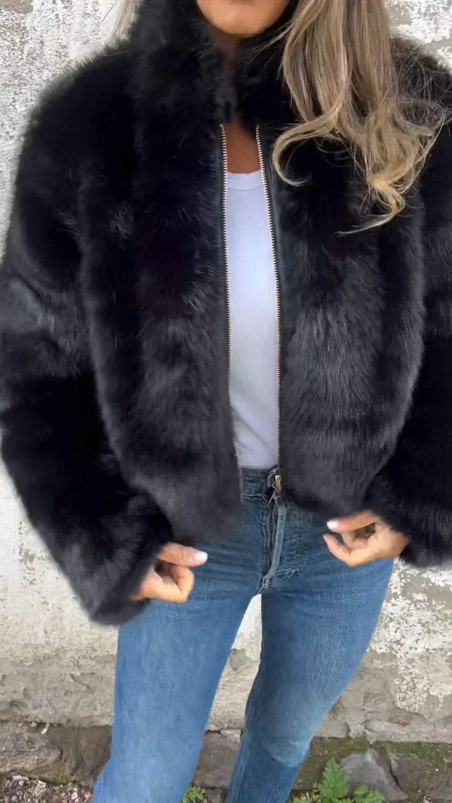 Street Wave Faux Fur Coat Zip Front Warm Luxurious Winter Outerwear For Women Stylish And Cozy