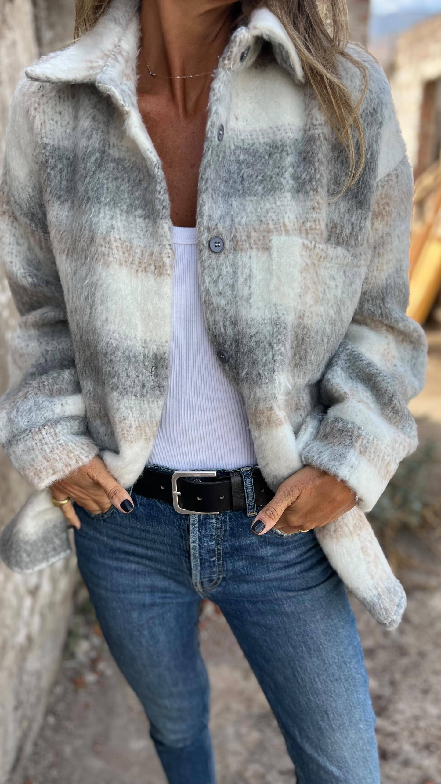 Street-wave Mila Grey Plaid Overshirt Soft Warmth And Versatile Everyday Outerwear For Women
