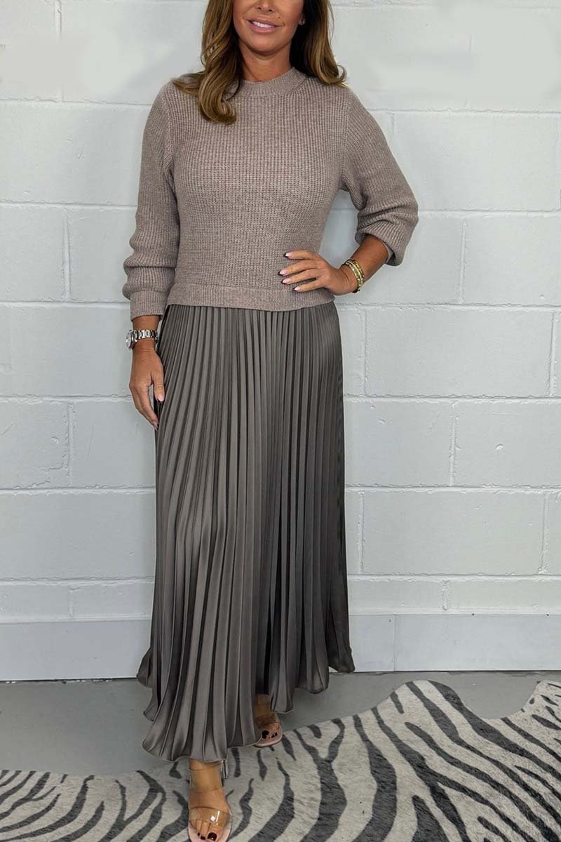 Women's Maxi Skirt - Pleated Design - High Waist - Elegant Folds