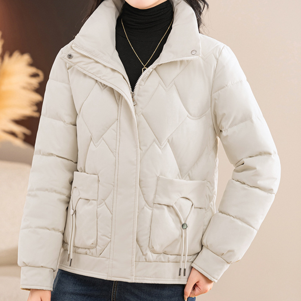 Street-Wave Luxurious Womens Quilted Winter Jacket With Premium Insulation And Timeless Style