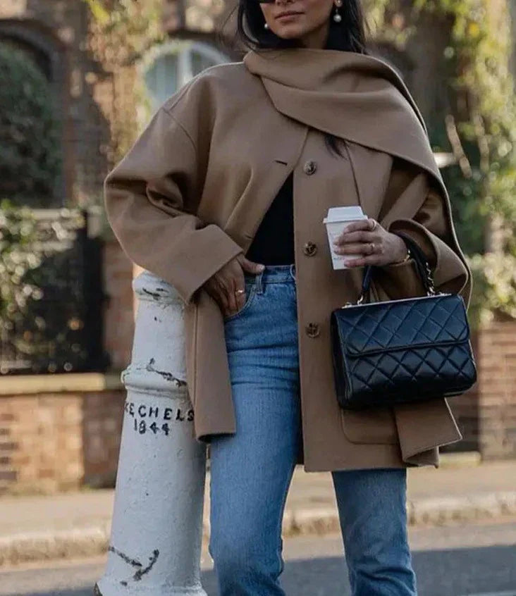 Street-Wave Joline Coat For Women Elegant Warmth With Must-Have Pockets And Button Closure