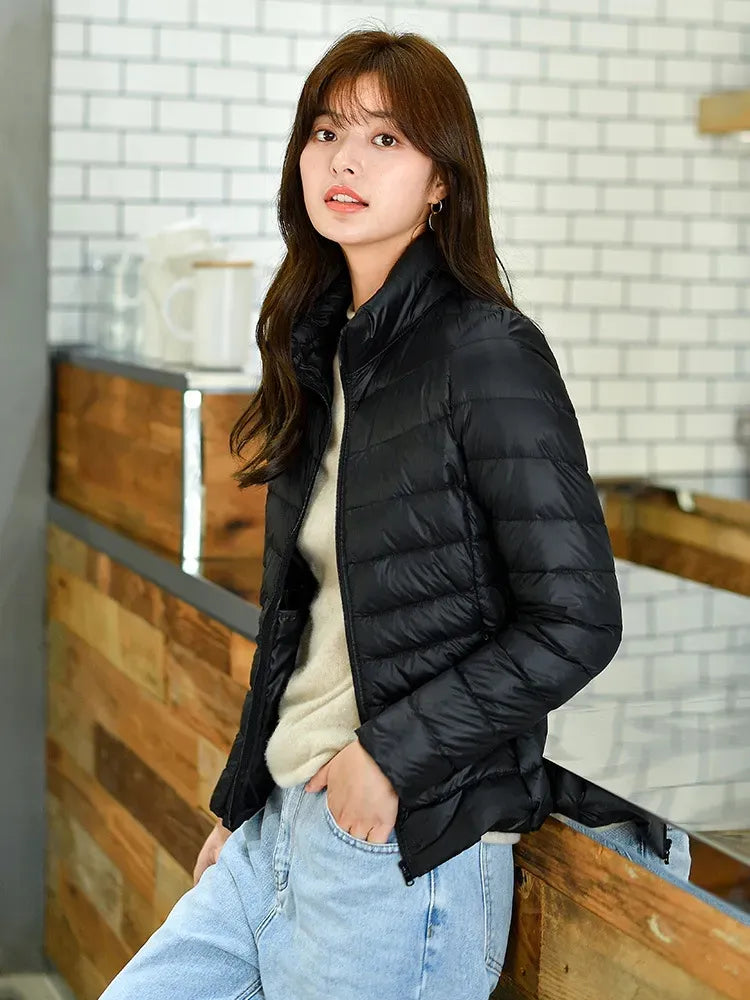 Street-Wave Women Bomber Jacket Timeless Chic Puffer With Zippered Pockets Versatile Everyday Essential