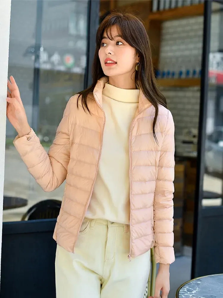 Street-Wave Women Bomber Jacket Timeless Chic Puffer With Zippered Pockets Versatile Everyday Essential