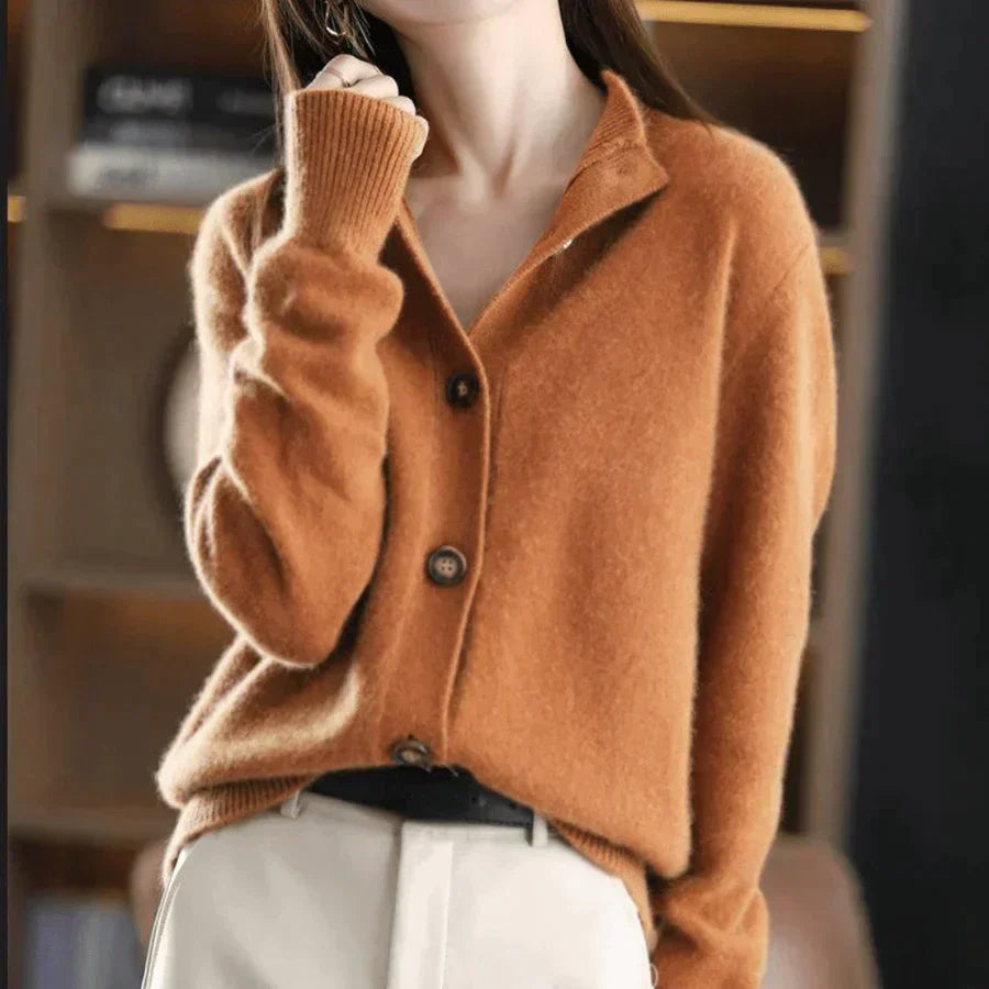 Street-wave Cozy Winter Warmer Cardigan For Women Soft Knit With Button Details Collection