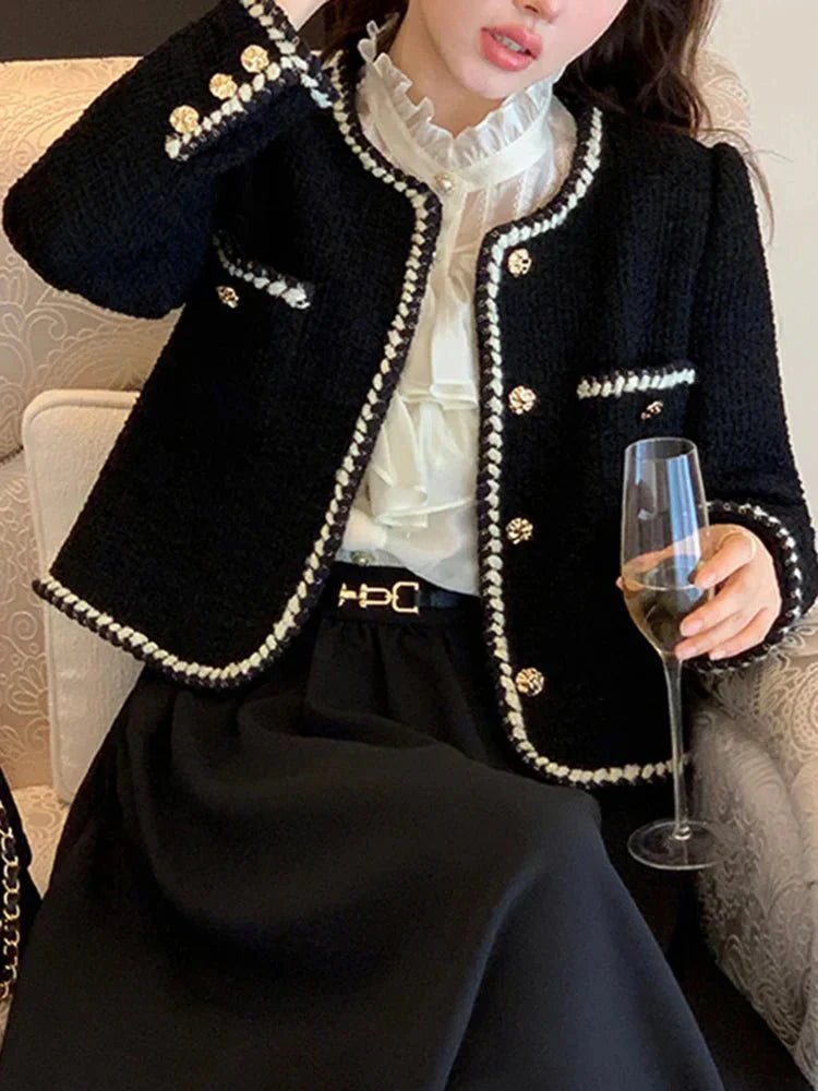 Street-wave Short Vintage Jacket For Women With Pearl Trim Retro Chic Essential Everyday