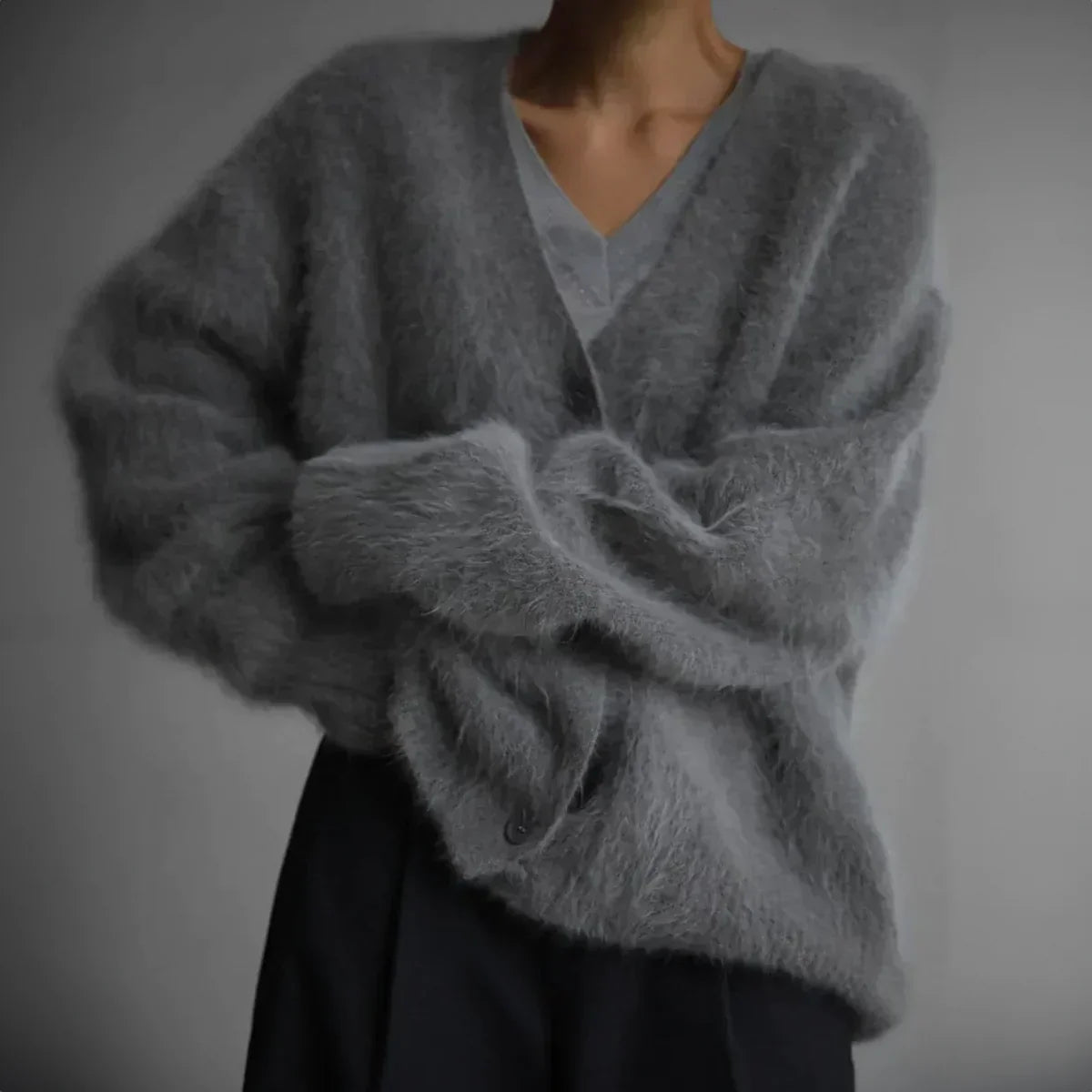 Street-wave Women Cozy Grey Fuzzy Cardigan - Oversized Comfort Knitwear, Soft And Durable