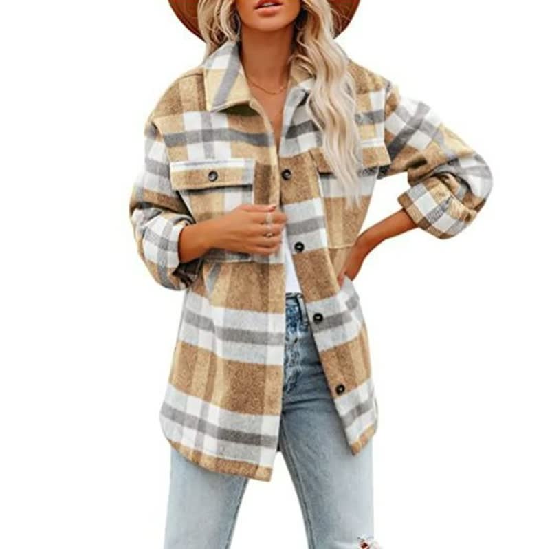 Streetwave Oversized Plus Size Wool Coat With Cozy Plaid Pattern And Pockets For Curvy Women