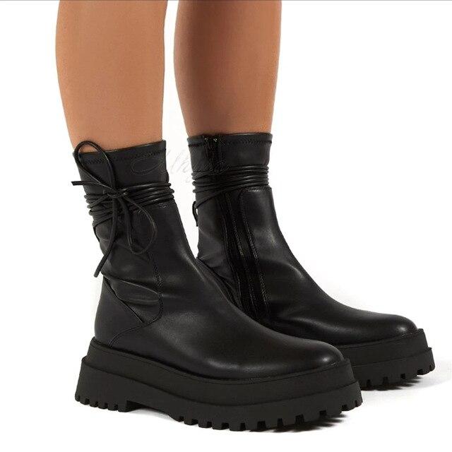 Street-wave Slip-Resistant Boots For Women Delivering Durable Traction And Casual Comfort