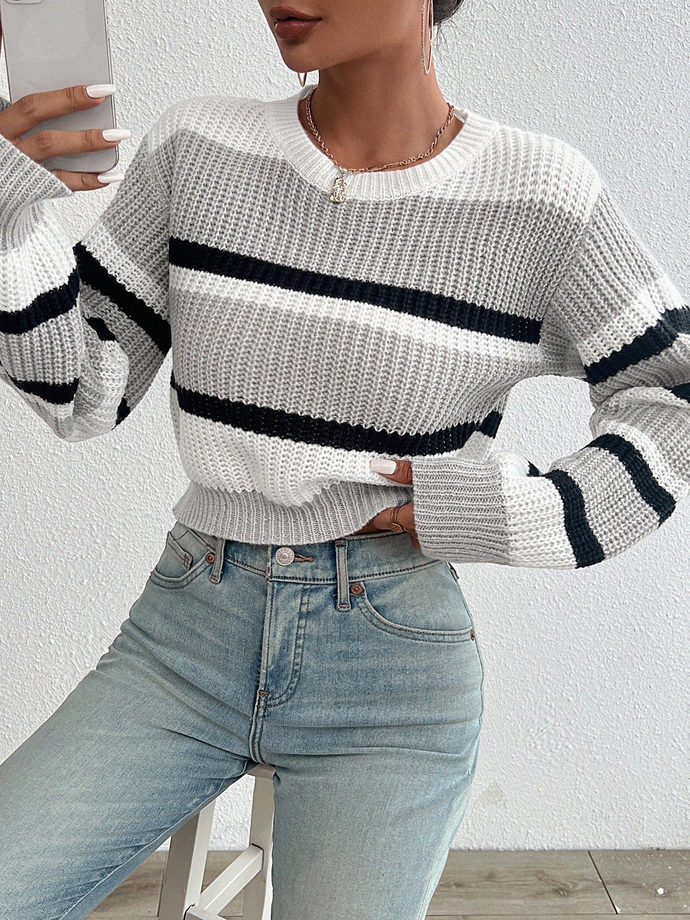 Street-Wave Women's Striped Knit Sweater With Relaxed Fit For Cozy Autumn Winter Layering