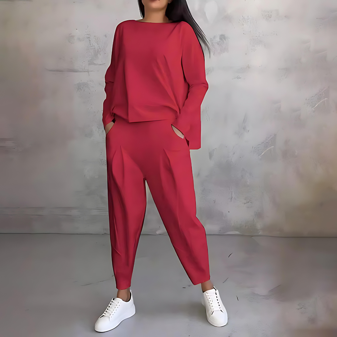 StreetWave Loose Fit Top and Pants Women Effortless Comfort