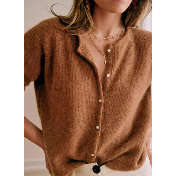 Street-Wave Button Front Knit Pullover For Effortless Chic Summer Look Women Everyday Wardrobe Essential
