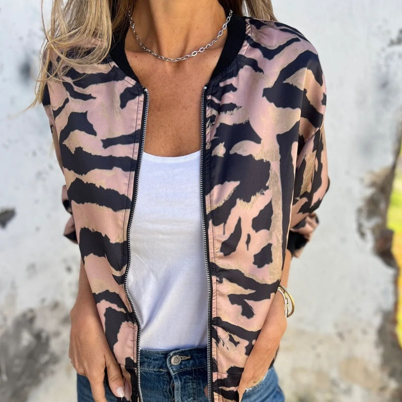 Street-Wave Women Bomber Jacket With Practical Zip Front Lightweight Casual Outerwear For Everyday Wear