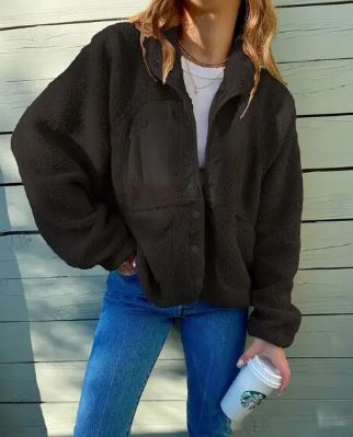 Street-wave Women Winter Fleece Jacket With Button Closure Cozy Warmth Modern Look