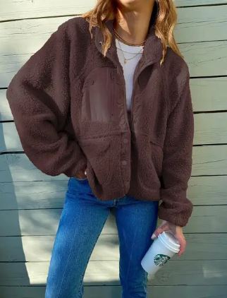 Street-wave Women Winter Fleece Jacket With Button Closure Cozy Warmth Modern Look