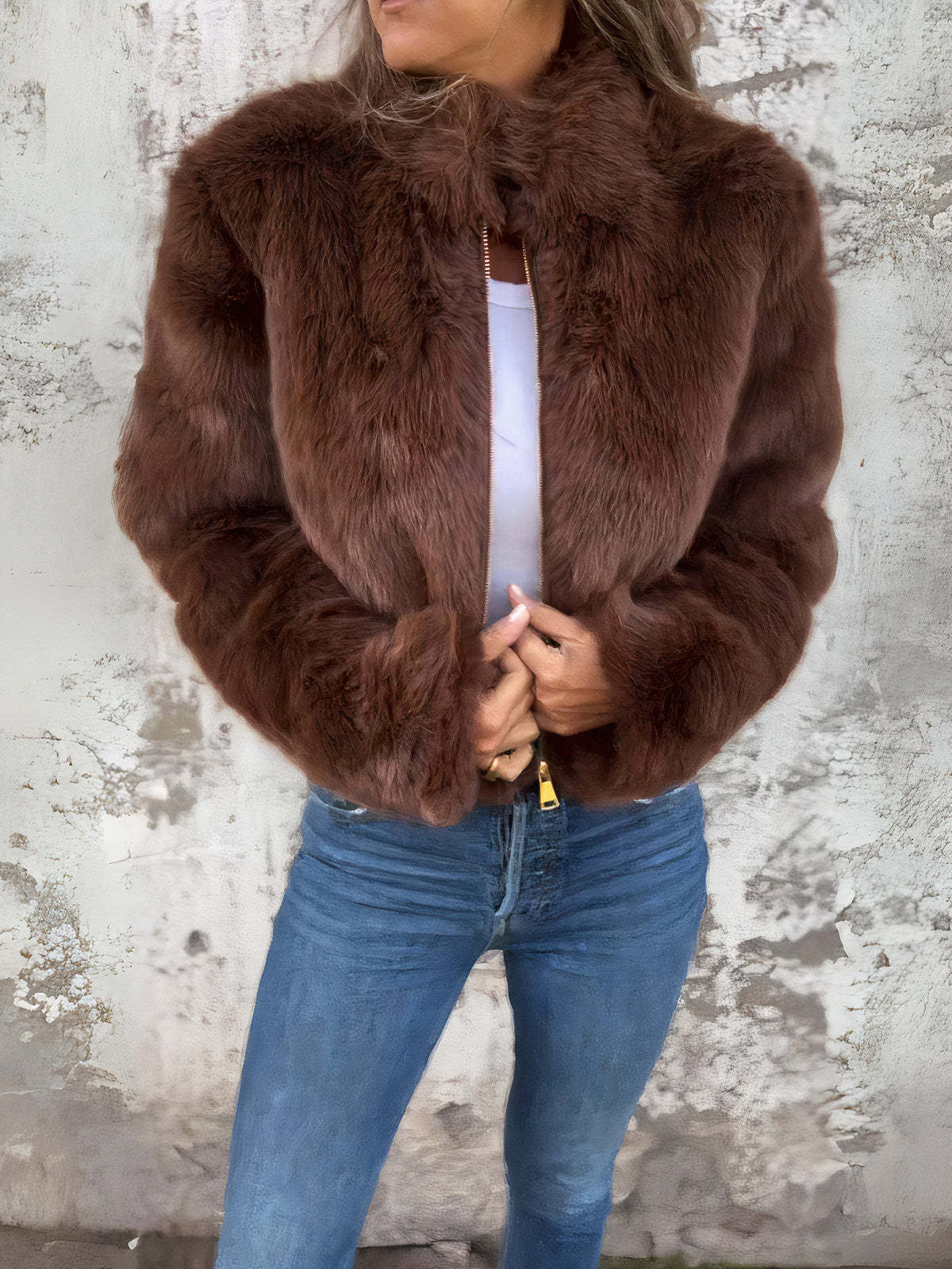 Street-Wave Womens Faux Fur Jacket Warm Cozy Chic Outerwear For Everyday Style And Confidence
