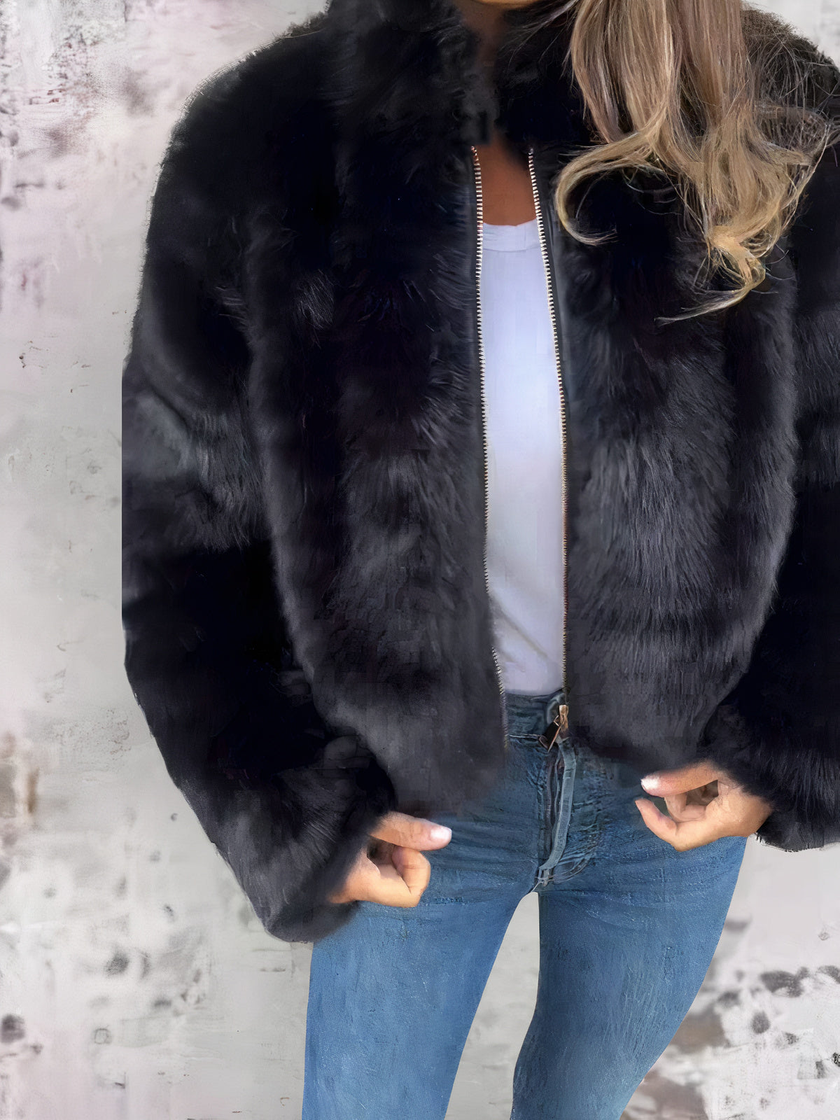 Street-Wave Womens Faux Fur Jacket Warm Cozy Chic Outerwear For Everyday Style And Confidence
