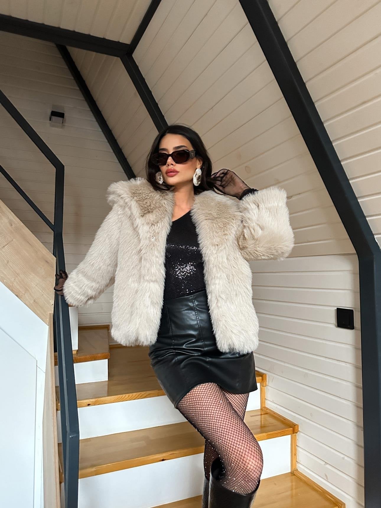 Street-wave Faux Fur Coat For Women Luxurious Warmth Trendy Jacket For Effortless Style
