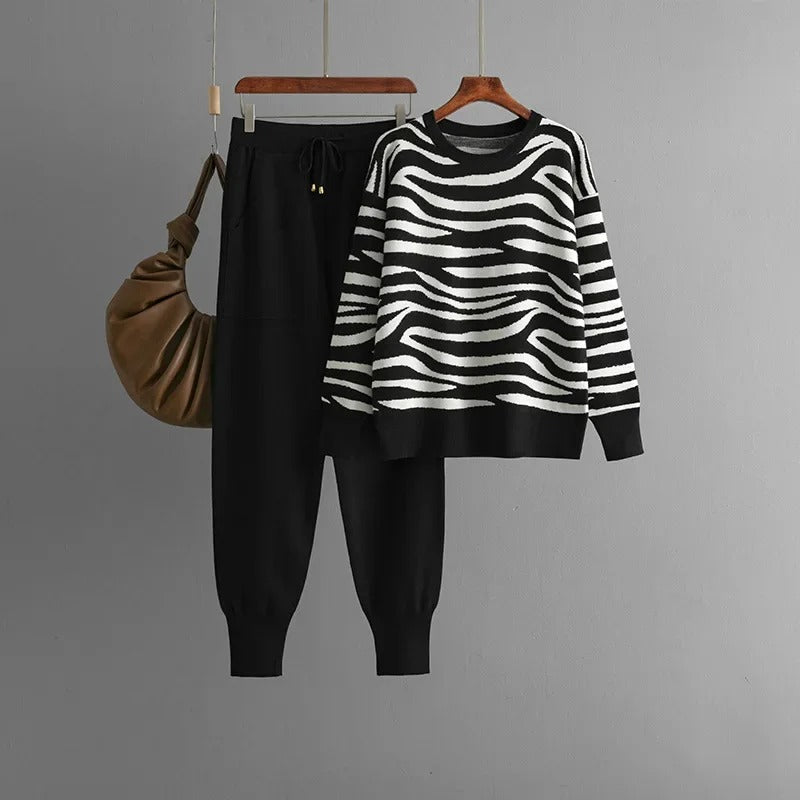 Street-Wave Animal Print Knit Set For Women Cozy Trendy Loungewear With Sweatshirt And Jogger Pants