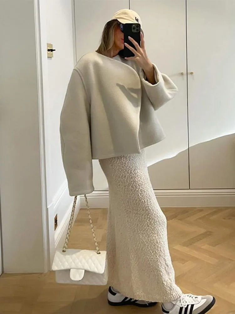 Street-wave Relaxed Wool Short Coat For Women Cozy Luxury Outerwear Chic Versatility