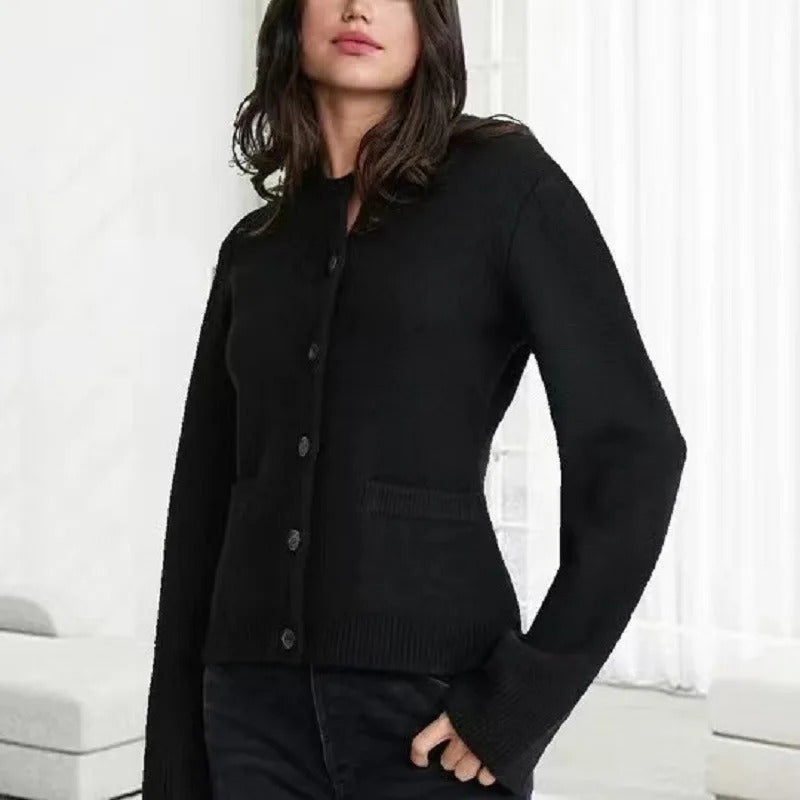 Street-Wave Cardigan For Women Timeless Soft Knit Button Up Cardigan For All Seasons
