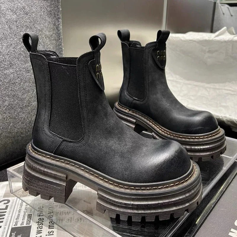 Street-Wave Leather Boots For Women With Chunky Platform, Warmth, And Non-Slip Comfort