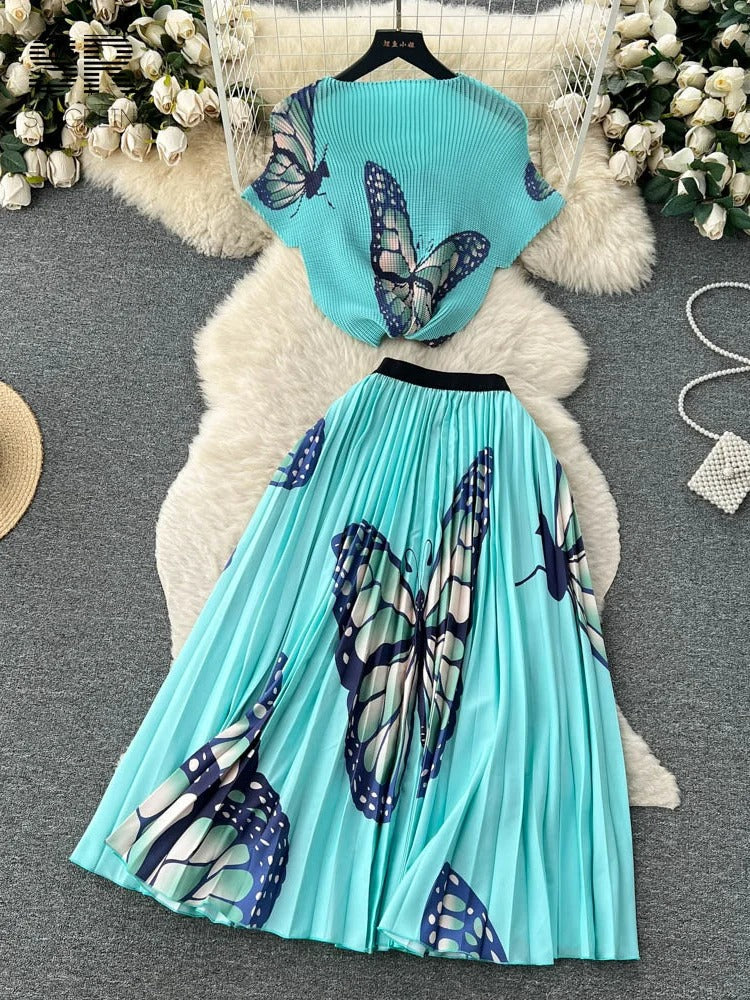 Street-wave Enidra Trendy Two Piece Set For Fashionable Women With Modern Style And Comfort