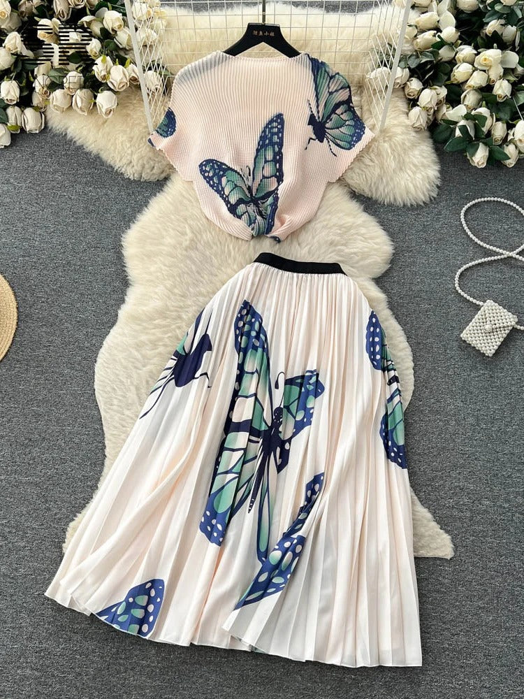 Street-wave Enidra Trendy Two Piece Set For Fashionable Women With Modern Style And Comfort