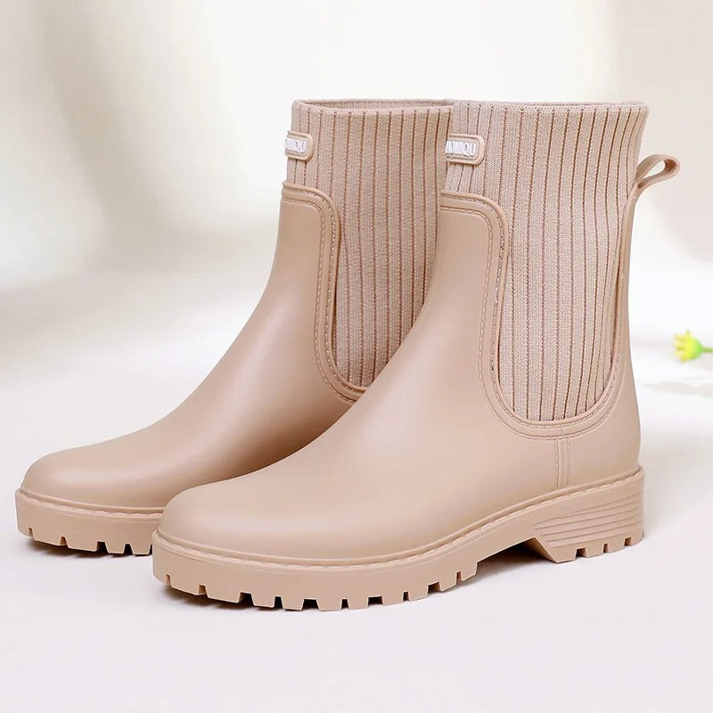 Street-wave Knit Cuff Ankle Boots For Women With Quilted Knit Panel And Rugged Lug Sole