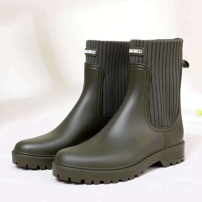 Street-wave Knit Cuff Ankle Boots For Women With Quilted Knit Panel And Rugged Lug Sole