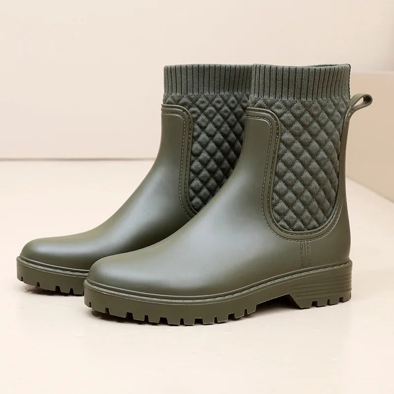 Street-wave Knit Cuff Ankle Boots For Women With Quilted Knit Panel And Rugged Lug Sole