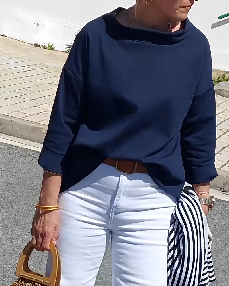 Emma Top Street-Wave Elegant Women’s Top With Timeless Design And Soft Fabric For Work And Occasions